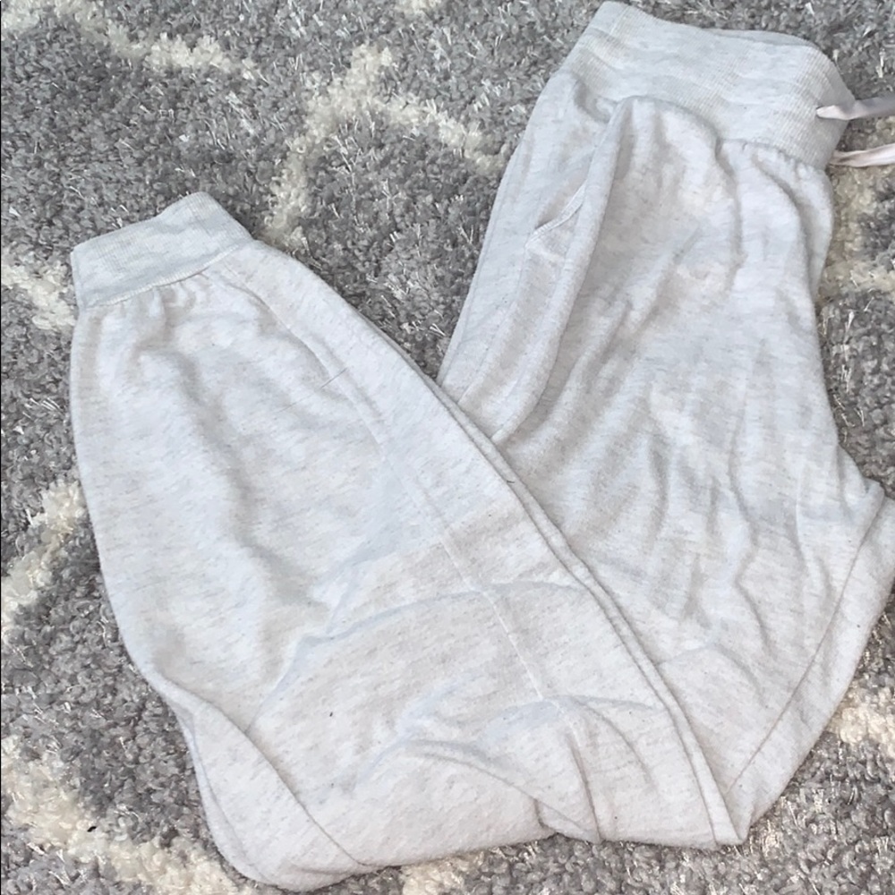 victoria’s secret cozy jogger